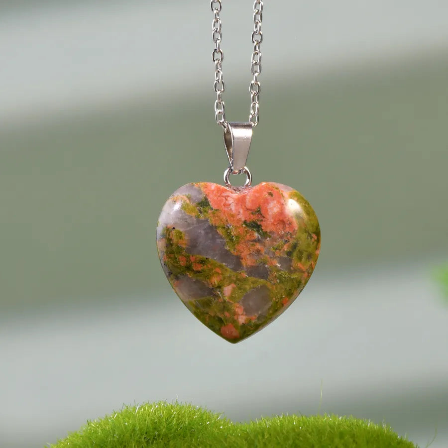 Simple Style Heart Shape natural stone Twisted Rope Chain Pendant Necklace In Bulk