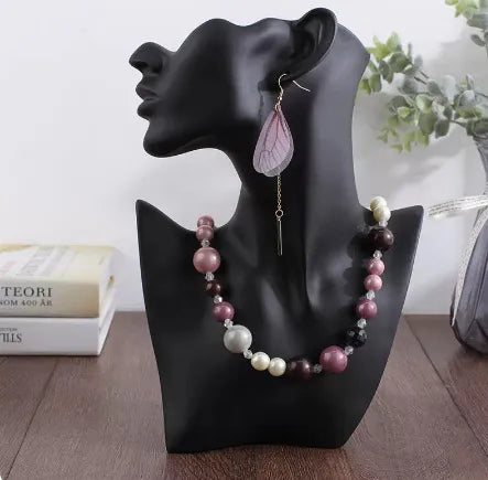1 Piece Resin Simple Style Portrait Jewelry Display