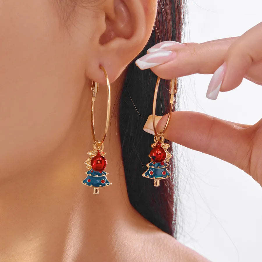 Creative Christmas Bell Design Acrylic Earrings For Women Festive Gingerbread Man Shape Christmas Tree Gift Fashionable