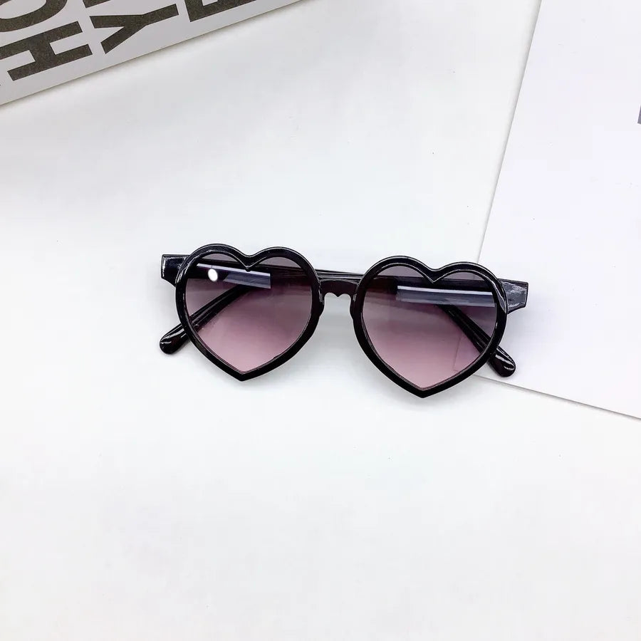 New Fashionable Unisex Children's Sunglasses UV400 Protection Heart-Shaped Design Versatile Candy Colors Baby Glasses