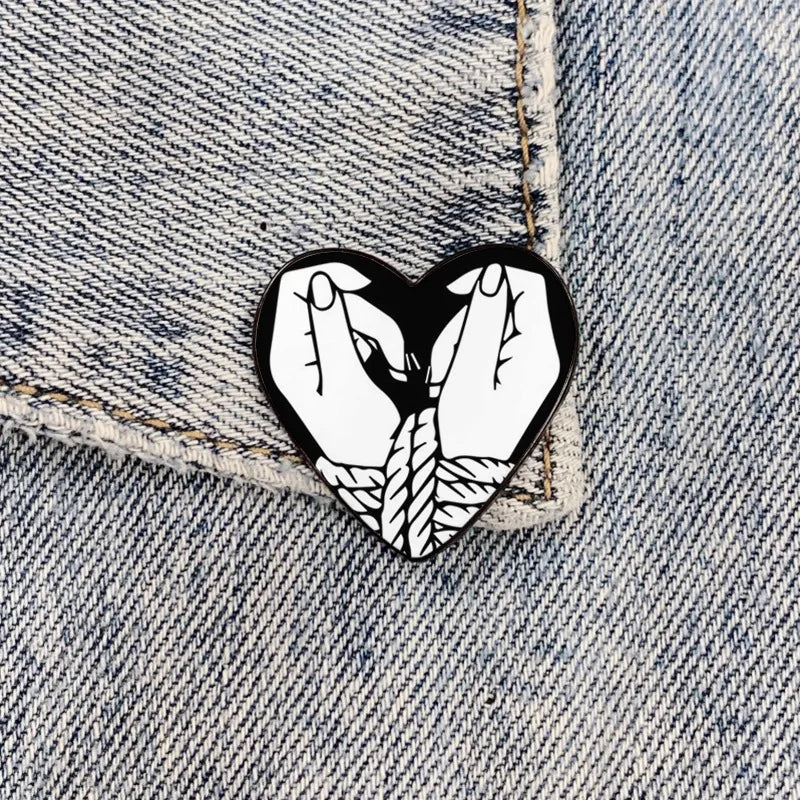 Funny Pin Human Skull Alloy Unisex Brooches