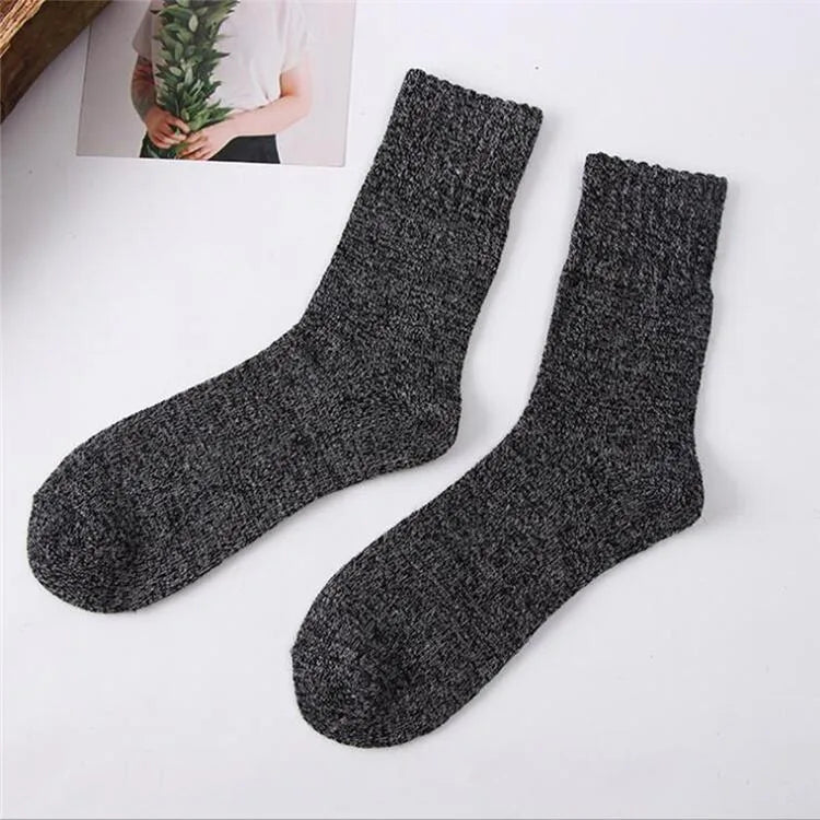 Autumn and winter men's socks men's parallel rabbit fur socks Japanese and Korean College casual men's socks [a generation]]