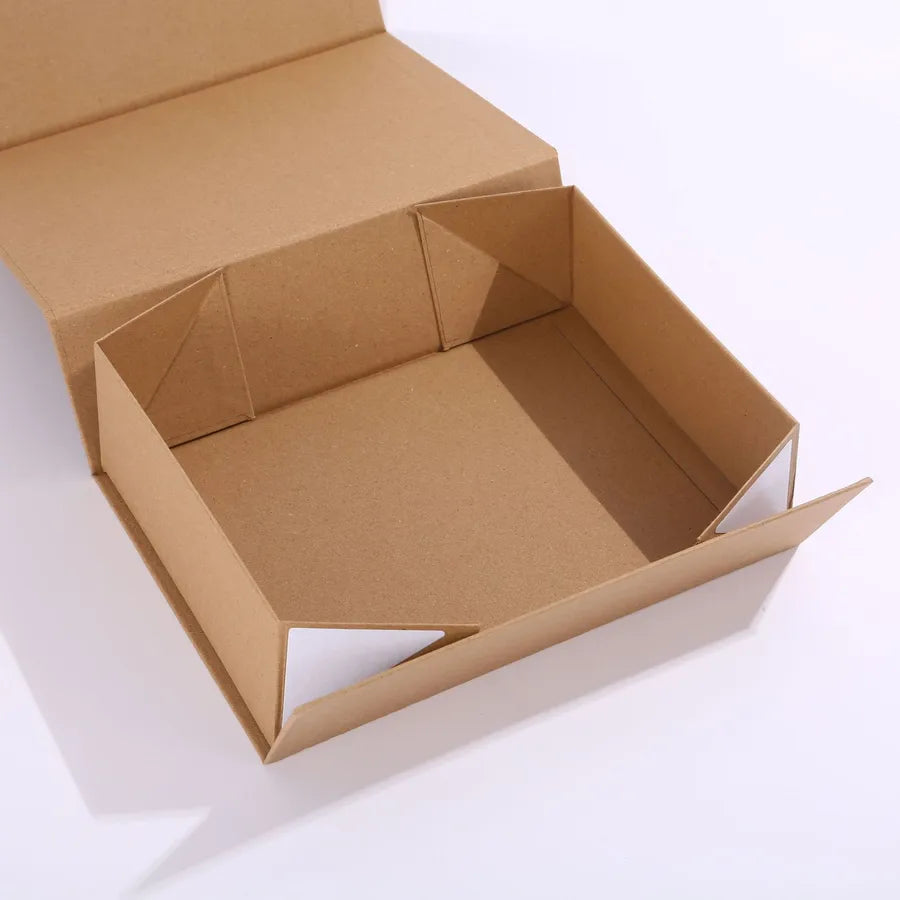 Foldable Magnetic Gift Box Hard Gift Packaging Birthday Souvenir One-piece Design Elegant White Card Paper Simple Style