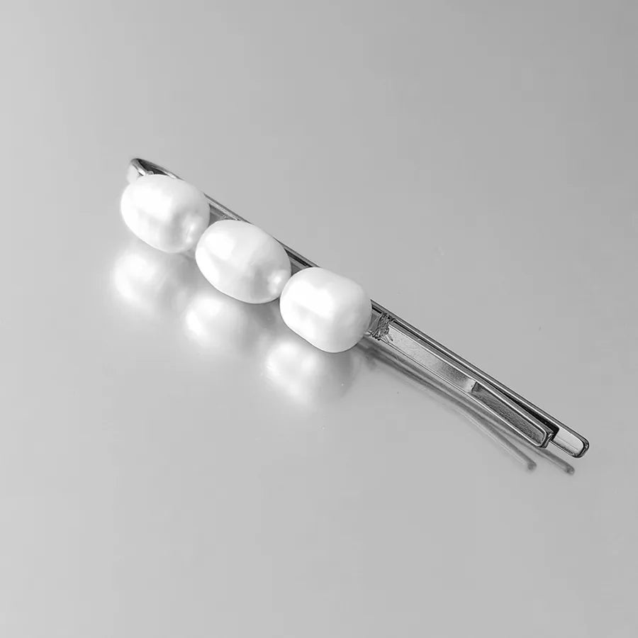 IG Style Women's Asymmetrical Baroque Pearls Metal Hair Clip