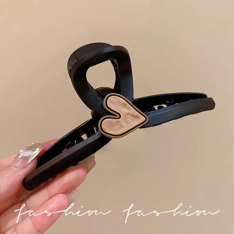 Large Size Heart Shaped Hair Clip Women's Hair Accessories Casual Style Acrylic Hair Grips For Bun Styling Hair Grabbers