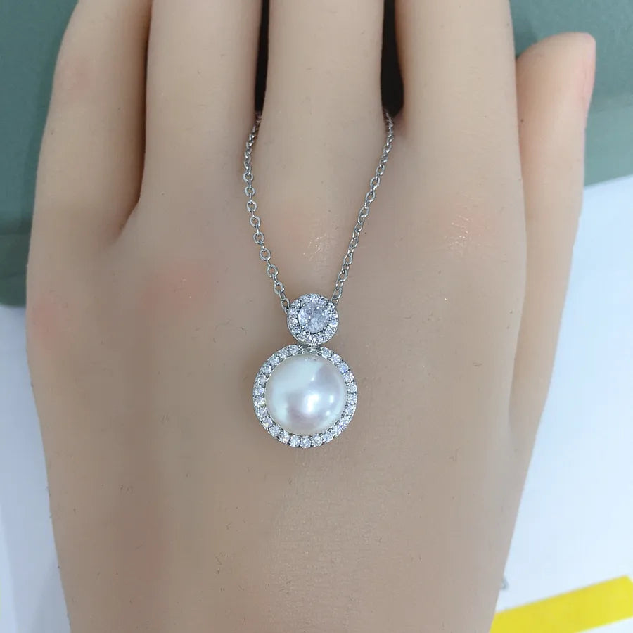 New Boutique 18K Gold Craft Princess Zircon Natural Freshwater Pearl Necklace Round Pearl Pendant