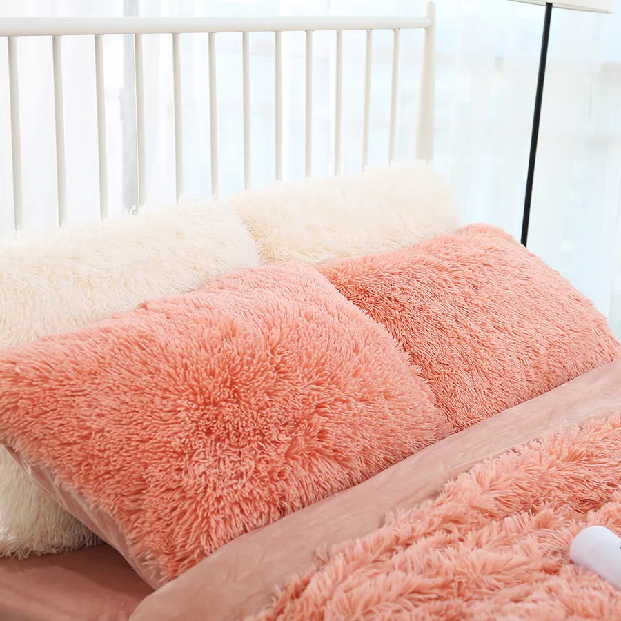 Casual Elegant Cute Solid Color Polyester Pillow Cases Bedding