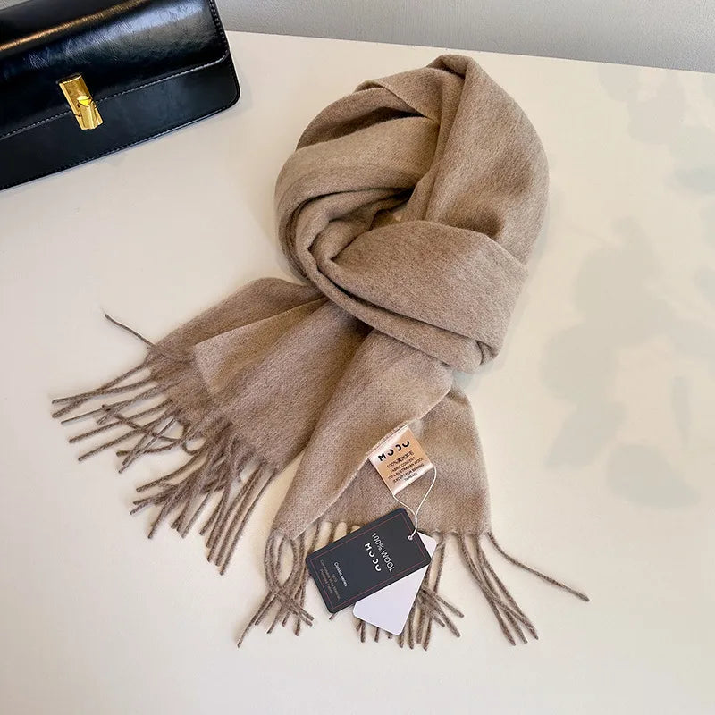 Women's Simple Style Solid Color Fleece Tassel Scarf