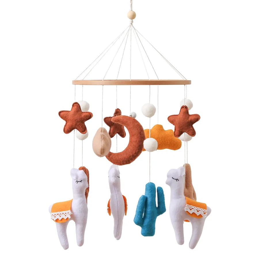 Nordic Style Felt Animal Bed Bell Hanging Decoration Baby Infant Carriage Hand Eye Coordination Hanging Ornament Bed Bell