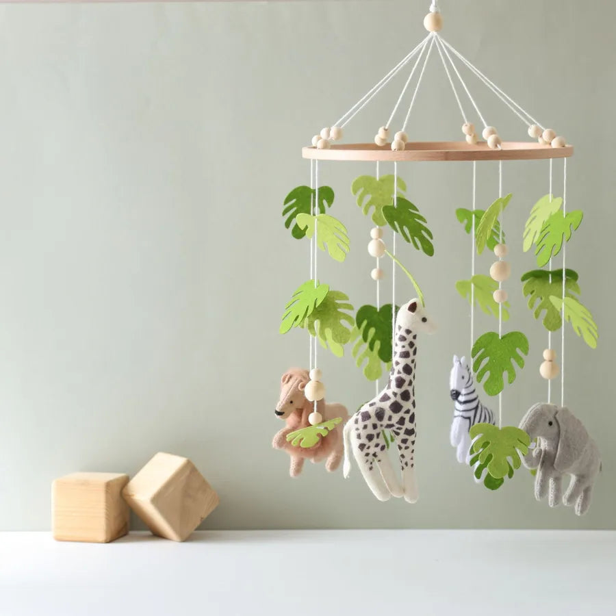 Nordic Style Felt Animal Bed Bell Hanging Decoration Baby Infant Carriage Hand Eye Coordination Hanging Ornament Bed Bell