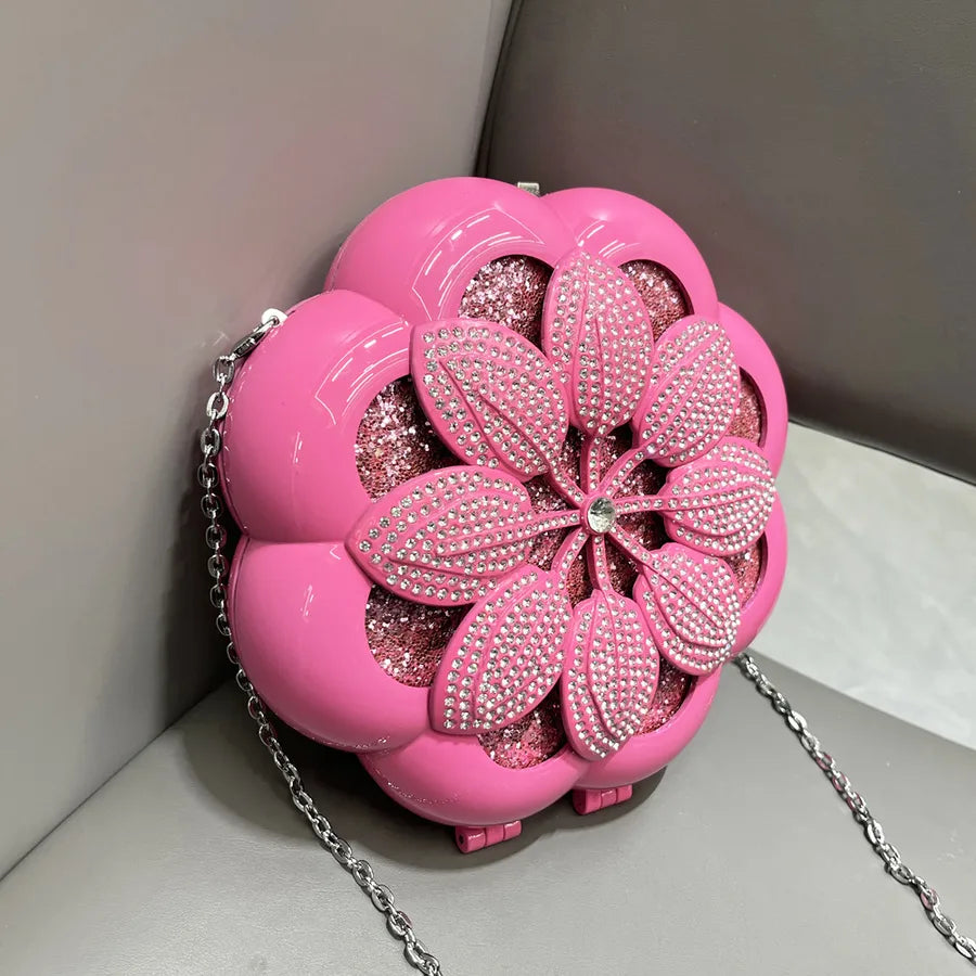 Women's Small Arylic Flower Classic Style Streetwear Round Lock clasp Evening Bag