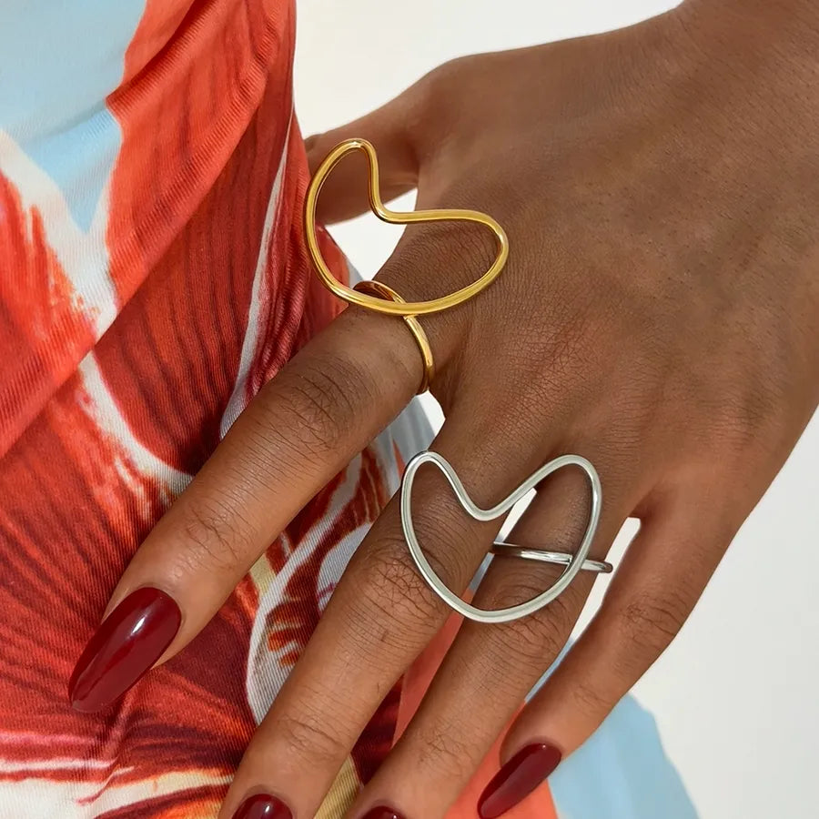 Wholesale Jewelry Sweet Artistic Heart Shape 304 Stainless Steel 18K Gold Plated Hollow Out Rings