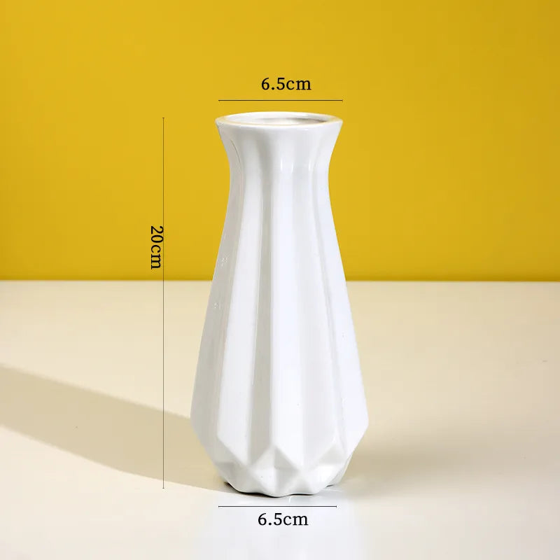 Simple Modern Star Ceramic Vase Ornaments Living Room White Porcelain Fresh Dried Flower Creative Ceramic Flower Set