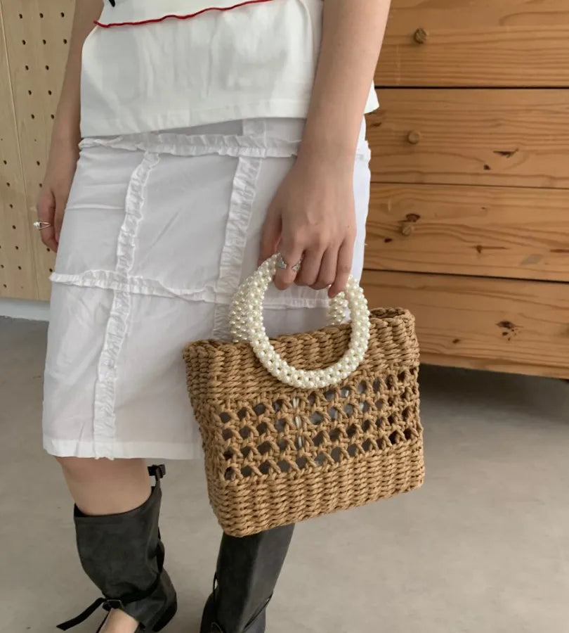 Chopped Straw Women's Woven Bag Hollow Portable Women's Bag Spring and Summer Niche Woven Bag New Fabric Straw Woven Bag Woven Bag Foreign Trade Hot Sale