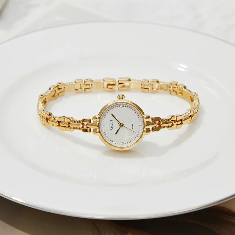 Elegant Luxurious Letter Jewelry Buckle Quartz Watch Women's Watches