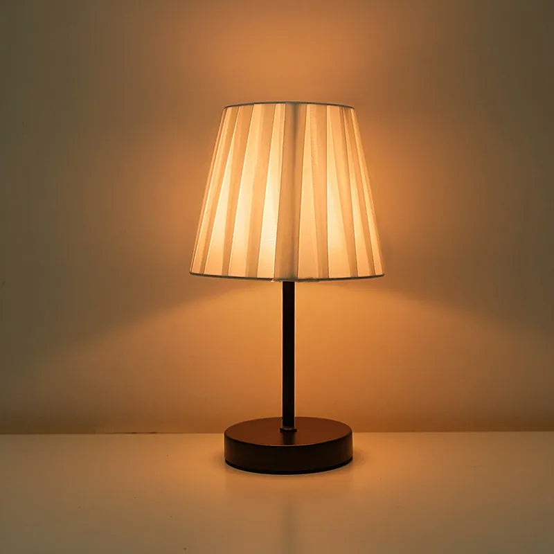Nordic Style Solid Wood Fabric Decorative Table Lamp Bedroom Bedside Lamp Simple Remote Control Night Light Energy Saving Led