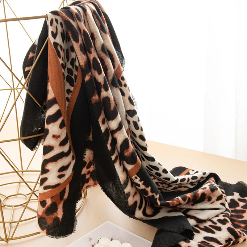 new fashion leopard print cashmere scarf women's  commuter printed warm cold-proof scarf wholesale