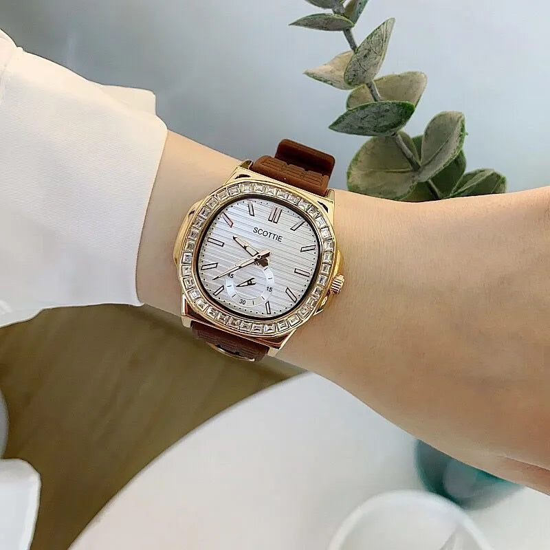 Casual Simple Style Commute Round Rectangle Butterfly Double Snap Quartz Watch