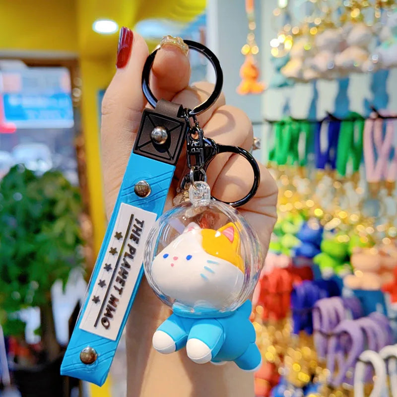 Space Cat Doll Keychain Soft Silicone Astronaut Carabiner Backpack Keychain Cartoon Style Vehicle Keyring Collectible Toy
