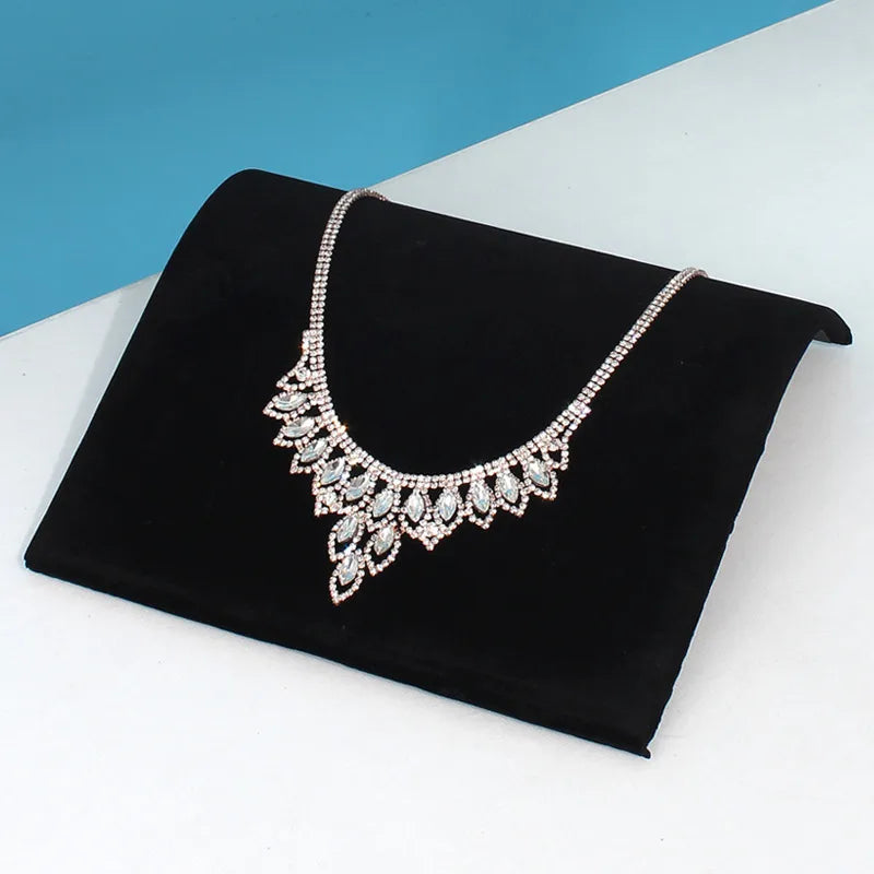 Velvet Bridge-Shape Necklace Board Jewelry Display Stand Bracelet S-Shaped Rack Fashion Accessory Showcase Traditional Style