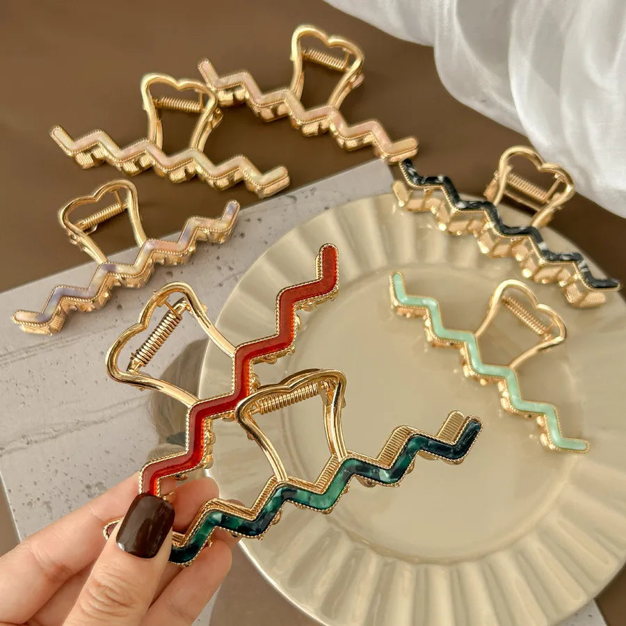 Elegant Women's Summer Spring Acetate Hair Clips Stylish Brain Back Shark Clip Wave Pattern Zinc Alloy Hair Accessories