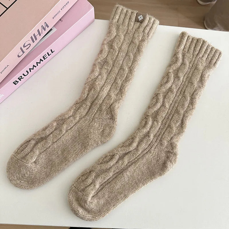 unisex casual solid color polyacrylonitrile fiber crew socks a pair