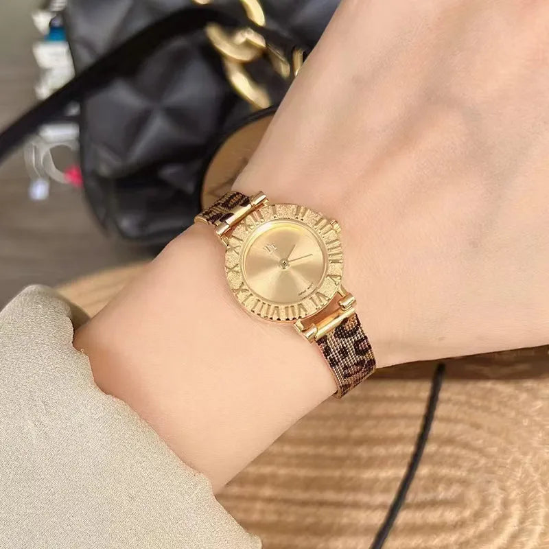 Vintage Style Classic Style Geometric Leopard Single Folding Buckle Quartz Watch Women's Watches