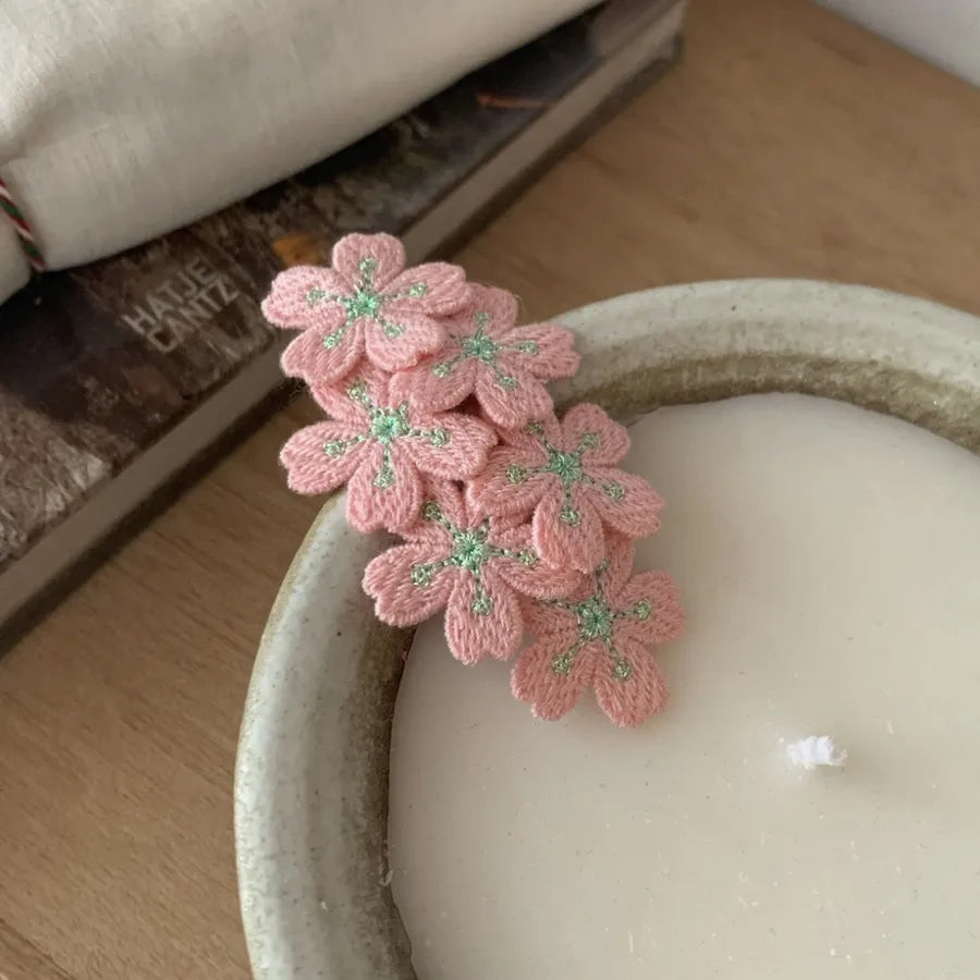 Gentle Pink Cherry Blossom Barrettes Sweet Embroidery Flower Hairpin Knitted Children Headdress Hair Accessories Bangs Side Clip