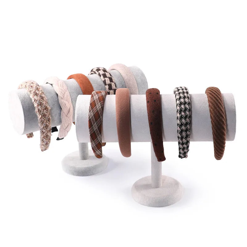 Velvet Jewelry Display Stand Headband Holder Fashion Accessory Showcase Elegant Wooden Cylinder Structure Portable Design