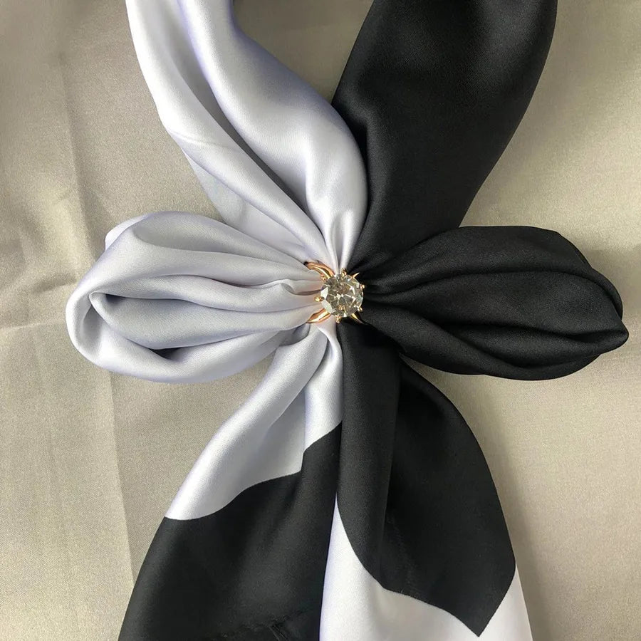 Sweet Flower Alloy Women's Scarf Ring