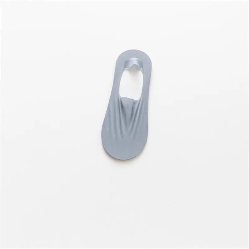 women's simple style solid color cotton ankle socks a pair