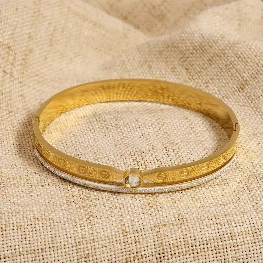 Casual Elegant Simple Style Four Leaf Clover Round Heart Shape 304 Stainless Steel Zircon Bangle In Bulk
