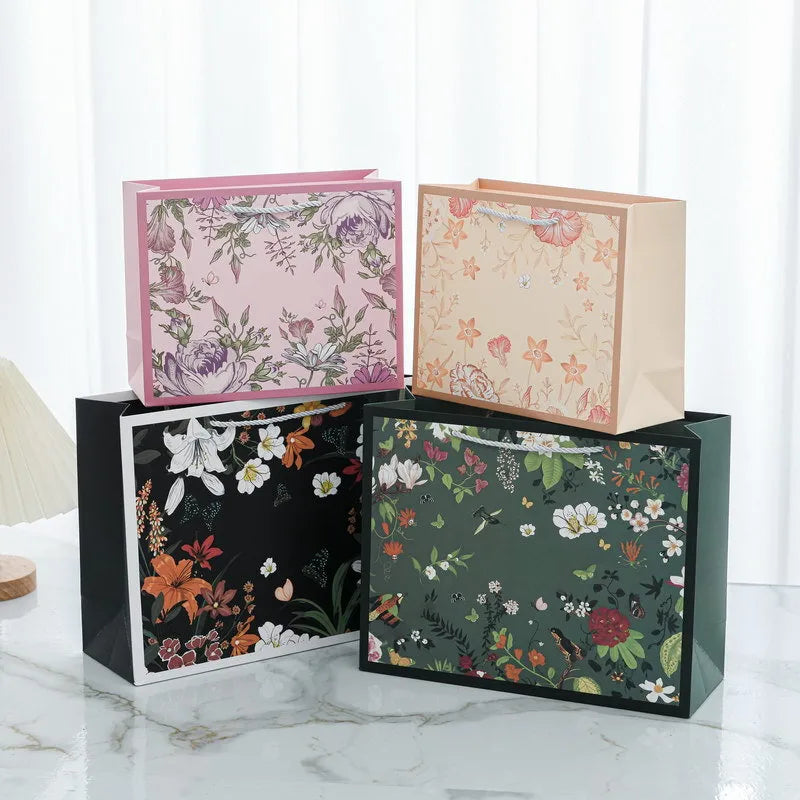 Cute Printing Paper Casual Party Gift Bags Party Supplies Gift Wrapping Supplies 1 Piece