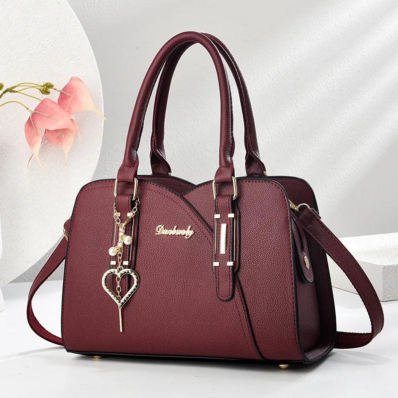 Women's Pu Leather Solid Color Elegant Classic Style Streetwear Square Zipper Shoulder Bag Handbag