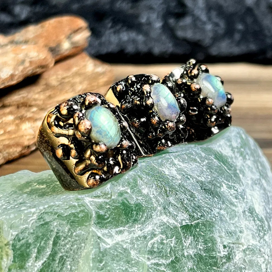 Retro Geometric Copper Labradorite Open Rings In Bulk