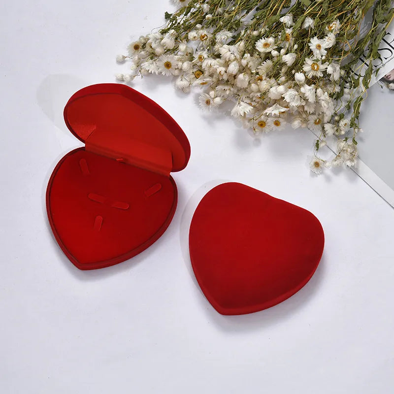 1 Piece Velvet Spray Retro Casual Daily Date Heart Shape Jewelry Boxes