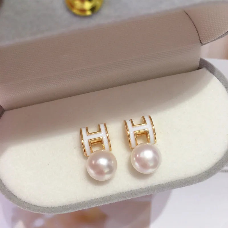 Natural Freshwater Pearl Earrings Women's 18K Bag Gold Light Luxury High Style Letter H Pearl Earrings Earrings Wholesale Zhuji