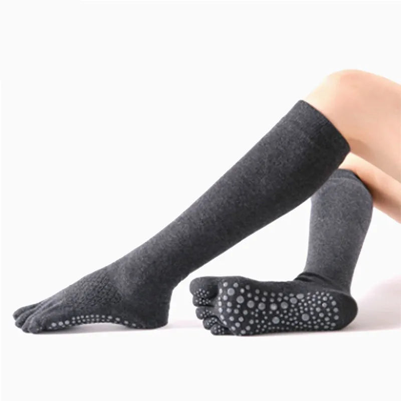 Women's Casual Sports Color Block Cotton Jacquard Crew Socks A Pair