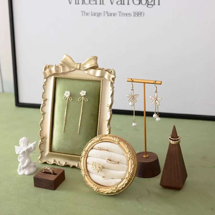 Retro Jewelry Display Stand Earring Ring Necklace Mounted Props Photographing Stall Jewelry Accessories Showcase Stand