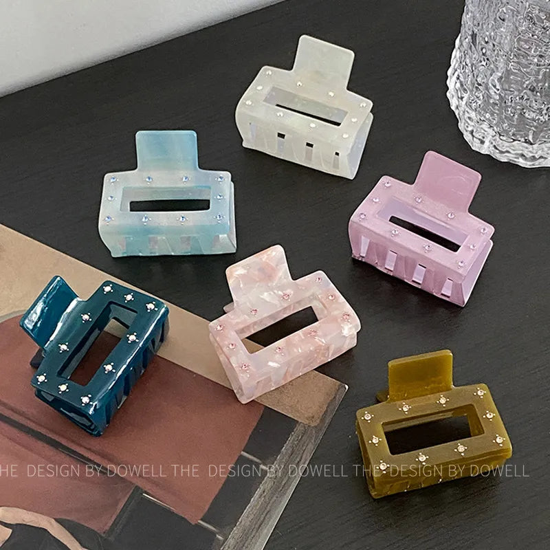 Dove Fashion New Style Square Hollow Out Diamond Geometric Hair Clips Small Size Shark Clamp Simple Hair Accessories
