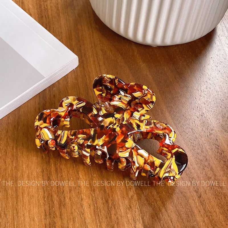 Dove Acetate Board Heart Shaped Hair Clip New High End Feeling Women's Hair Accessories Shark Bite Hair Styling Clip