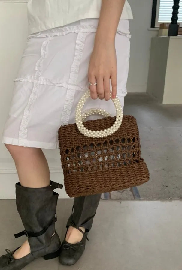 Chopped Straw Women's Woven Bag Hollow Portable Women's Bag Spring and Summer Niche Woven Bag New Fabric Straw Woven Bag Woven Bag Foreign Trade Hot Sale
