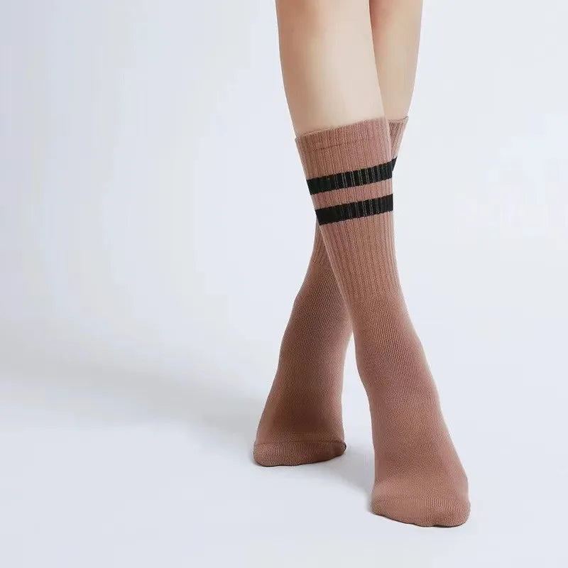 Unisex Casual Sports Letter Stripe Cotton Crew Socks A Pair