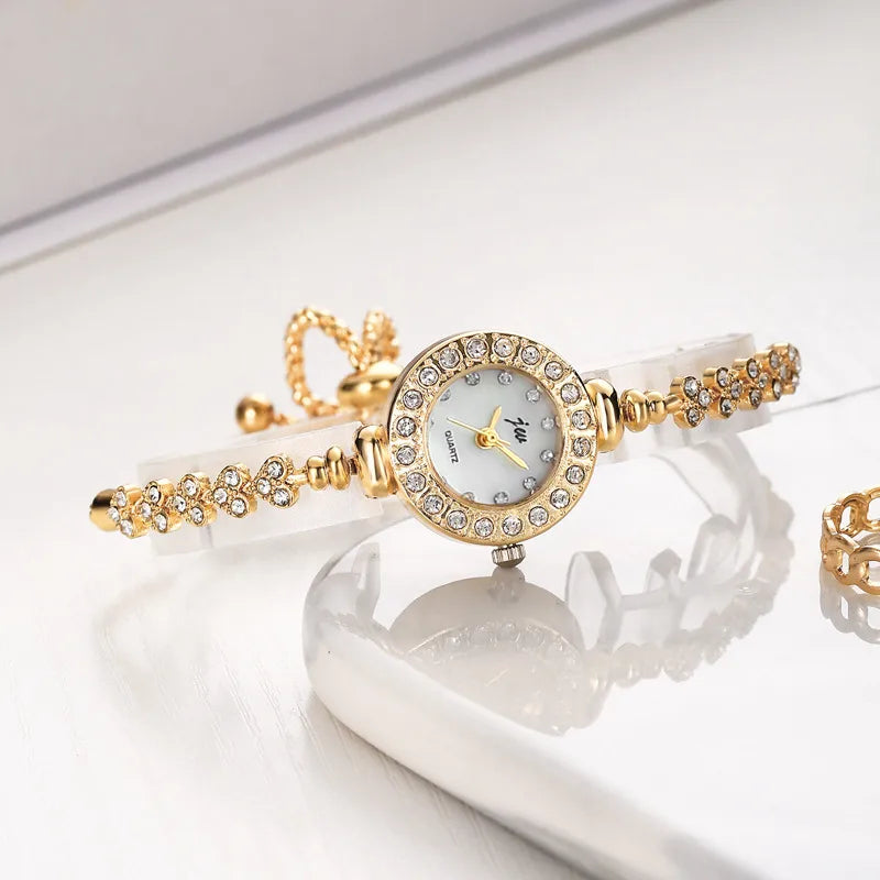 Casual Heart Shape Telescopic Rope Quartz Women's Watches