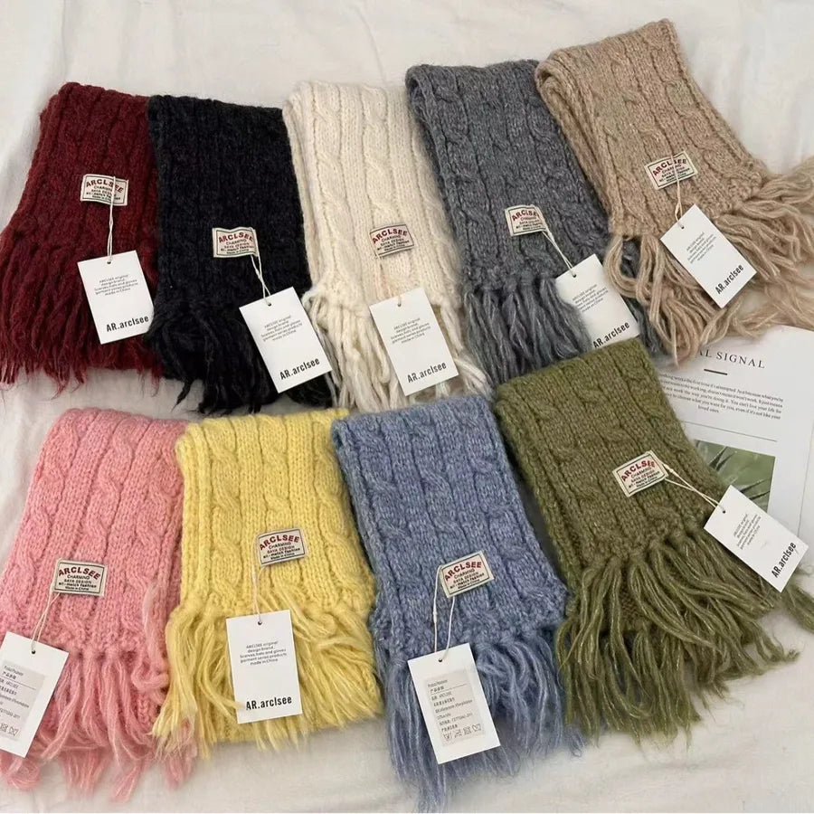 Women's Sweet Simple Style Solid Color Twist Knit Scarf