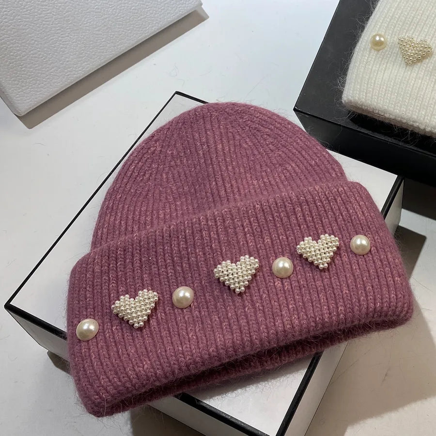 women's sweet heart shape pearl eaveless wool cap