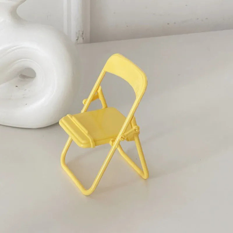 Creative Small Chair Mobile Phone Bracket Cute Bench Desktop Decoration Mini Lazy People Chasing Drama Folding Chair Mobile Phone Bracket