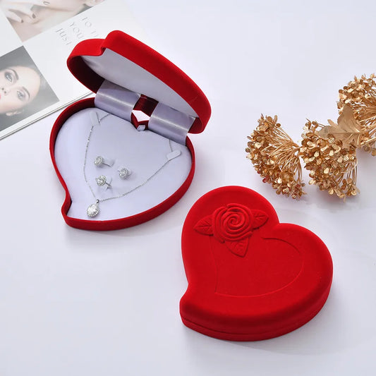 1 Piece Velvet Spray Retro Casual Daily Date Heart Shape Jewelry Boxes
