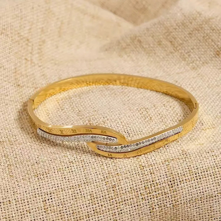 Casual Elegant Simple Style Four Leaf Clover Round Heart Shape 304 Stainless Steel Zircon Bangle In Bulk