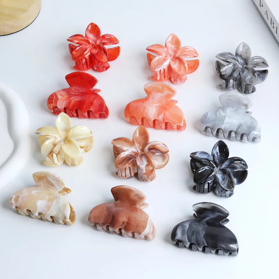 Elegant Lady Artistic Women's Geometric Resin Hair Claws